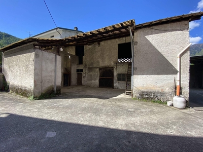 Casa singola in Via Tunesa a Prata Camportaccio