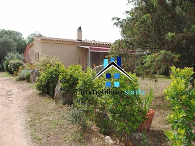 Prestigiosa villa di 203 mq in vendita Olbia, Italia