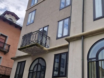 Prestigioso complesso residenziale in vendita Via Grammont, Pré-Saint-Didier, Aosta, Valle d’Aosta