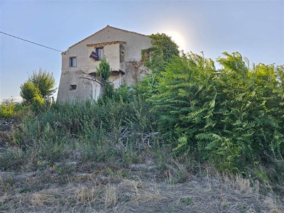 Rustico casale in Contrada Storno a Fermo