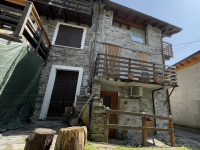 Rustico casale in vendita a Ardenno Sondrio Piazzalunga