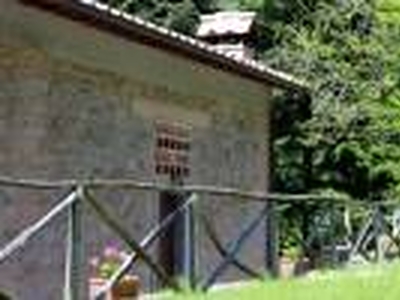 Tenuta-complesso in vendita a Scarperia e San Piero Firenze Sant'agata