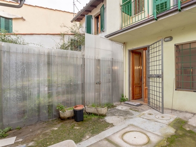 Terratetto in vendita a Prato San Giorgio a Colonica