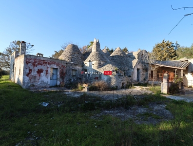 Trulli in Sisto 24 in zona Sisto a Cisternino