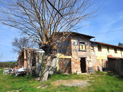 Villa bifamiliare in vendita a Ponte Buggianese Pistoia