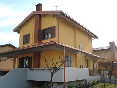 Villa in Civesio in zona Civesio a San Giuliano Milanese