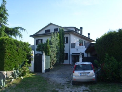 Villa in ottime condizioni a Castignano