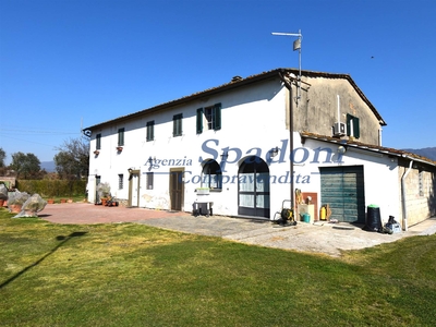 Villa in vendita a Buggiano Pistoia