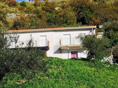 Villa in vendita a Giuliana Palermo