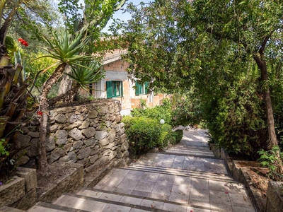 Villa in vendita a Graniti Messina Postoleone