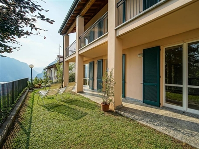 Villa in vendita a Lecco Acquate