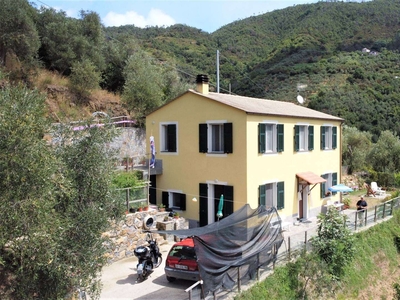 Villa in vendita a Levanto La Spezia Casella