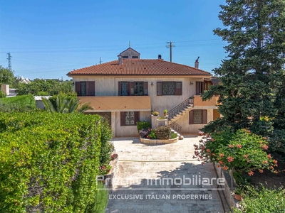 Villa in vendita a Putignano Bari