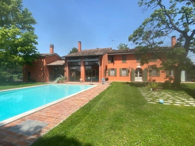 Villa in vendita a San Giorgio Bigarello Mantova Bigarello