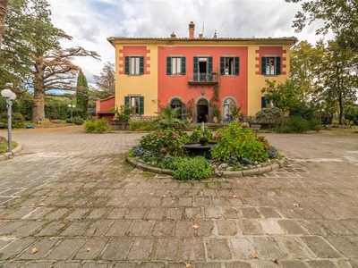 Villa in vendita a Viterbo La Quercia