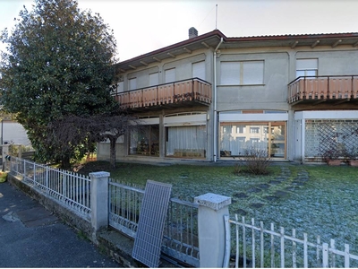 Villa in Via Giovanni Xxiii 7 a Brenna