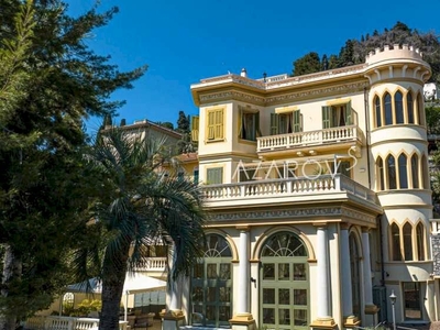 Ville e case in vendita ad Alassio - Immobili in Italia
