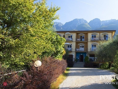 Albergo in Vendita in a Brenzone sul Garda