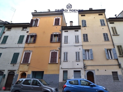 Appartamento in Vendita in Borgo Parente a Parma