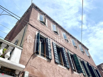 Appartamento in Vendita in Campo Ruga 88 a Venezia