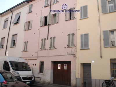 Appartamento in Vendita in Strada Nuova a Parma