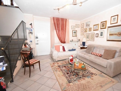 Appartamento in Vendita in Via Guido Gozzano a San Giuliano Terme