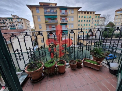 Appartamento in Vendita in Via Marco Minghetti a Firenze