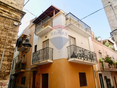 Appartamento in Vendita in Via Squadrilla 35 a Modugno