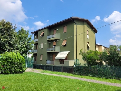 Appartamento in Vendita in Via tre venezie a Alzano Lombardo