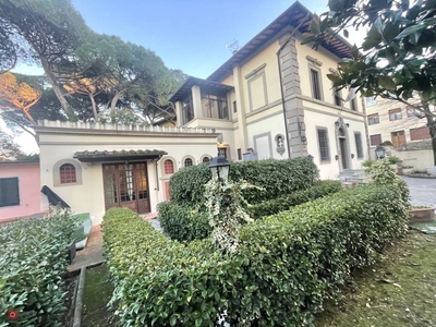 Casa indipendente in Vendita in Via Senese 27 a Firenze