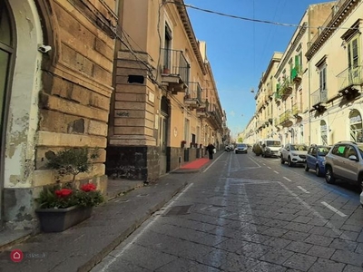 Casa indipendente in Vendita in Corso Savoia a Acireale