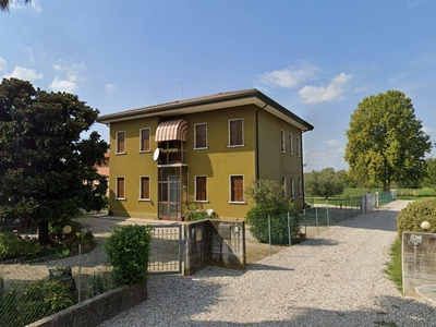 Casa singola da ristrutturare in zona S.angelo,s. Maria del Sile a Treviso