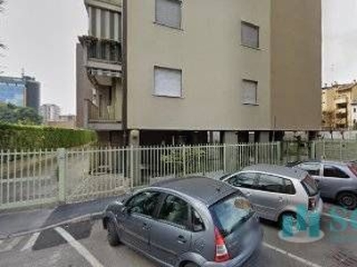 Garage/Posto auto in Vendita in Via Filippo Corridoni 133 a Sesto San Giovanni