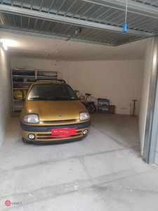 Garage/Posto auto in Vendita in Via MARTINI a Albisola Superiore