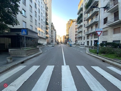 Garage/Posto auto in Vendita in Via Mascagni a Milano