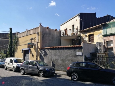 Negozio/Locale commerciale in Vendita in Via Bellini 19 a Viagrande