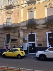 Negozio/Locale commerciale in Vendita in Via Umberto I 147 a Catania
