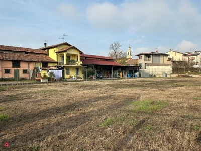 Terreno edificabile in Vendita in Via dei Pini 3 a Monte Cremasco