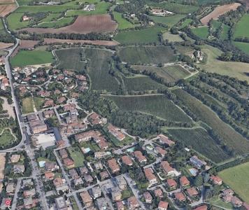 Terreno edificabile in Vendita in Via San Zeno a Lonato del Garda