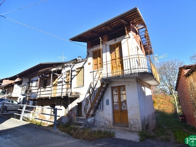 Vendita Casa indipendente Frazione Vauda, Vauda di Rocca, Rocca Canavese