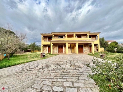 Villa in Vendita in a San Teodoro