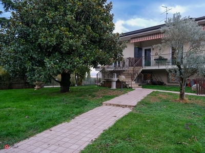 Villa in Vendita in Via Gaspare Spontini 12 a Oppeano