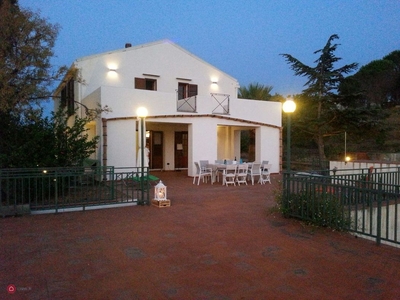 Villa in Vendita in Via MONTE a Cefalù