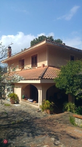 Villa in Vendita in Via ZURIGO a Palermo
