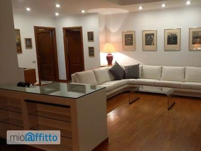 Appartamento arredato con terrazzo Castelletto