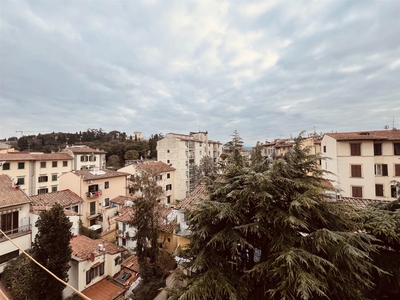 Appartamento da ristrutturare in zona Piazza Leopoldo, Vittorio Emanuele a Firenze