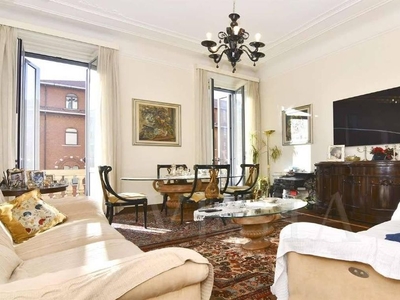 Appartamento di lusso di 160 m² in vendita via Tonale 20, Milano, Lombardia