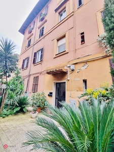Appartamento in Affitto in Via Antonio de Viti de Marco a Roma