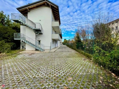 Appartamento in Vendita in Via del Cotonificio 118 a Udine