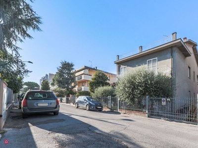 Casa Bi/Trifamiliare in Vendita in Via Sebastiano Vanzi a Rimini